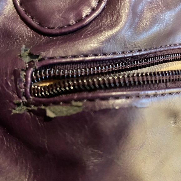 PURPLE SNAKESKIN PURSE - Picture 5 of 5